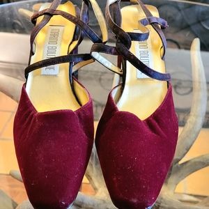Marino Boutique velvet heels